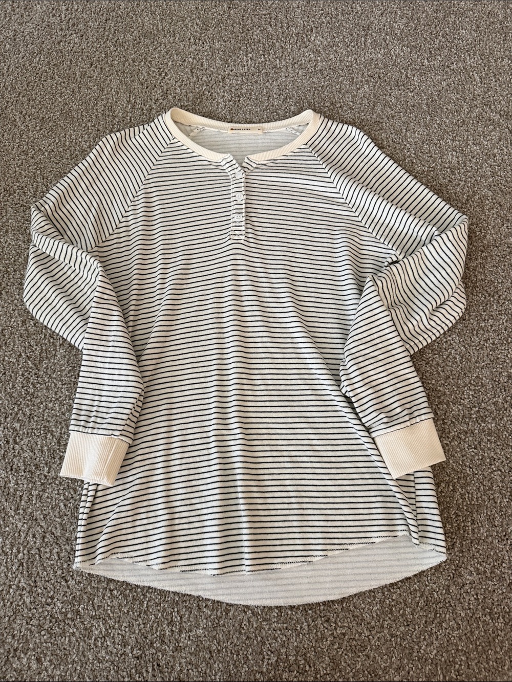 Marine Layer Cream & Black Striped Henley Long-Sleeve Tee